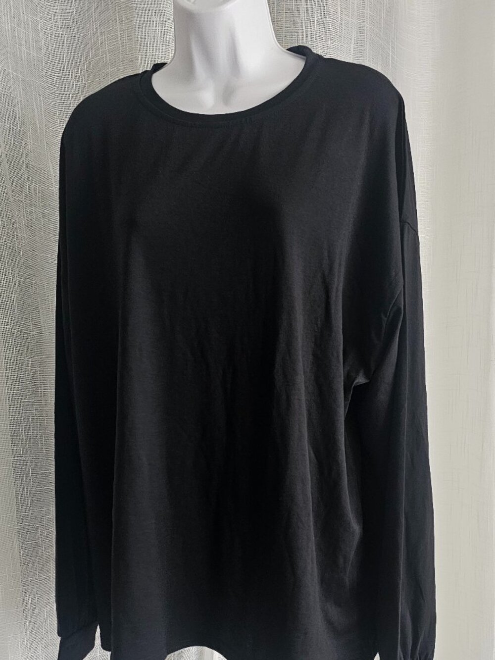Women's Solid Color Crew Neck Loose Fit Long Sleeve Basic Tee Black Size XL NEW